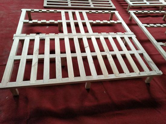 點(diǎn)擊查看詳細(xì)信息<br>標(biāo)題：Wooden bedstead 閱讀次數(shù)：1033